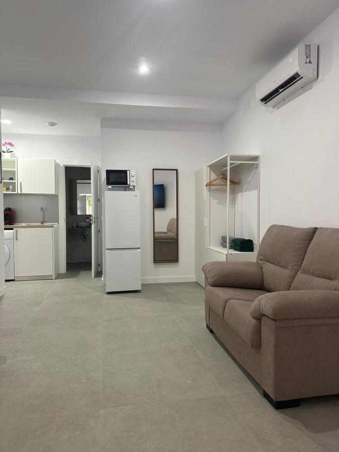Ferienwohnung Fantastico Piso A 5 Minutos De La Estacion De Bus Y Tren A Metros De La Playa Málaga Exterior foto